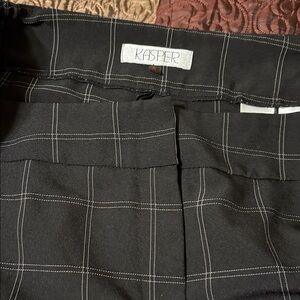 Kasper Women's Black Plaid Trousers